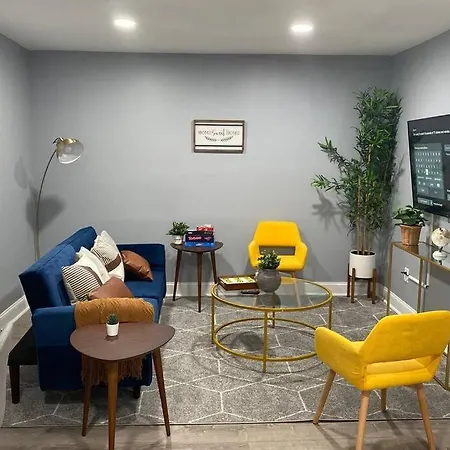Reduced Priced! Apt By American Dream, Sleeps 6